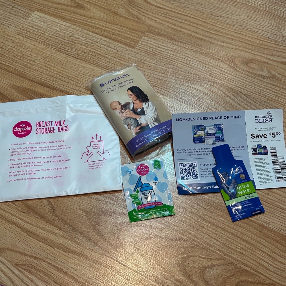 Lansinoh Dapple Baby Mommys Bliss Breastfeeding & Infant‎ Care Sample Bundle